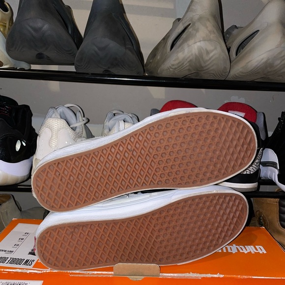 White checkered Vans size 12 - Picture 3 of 3